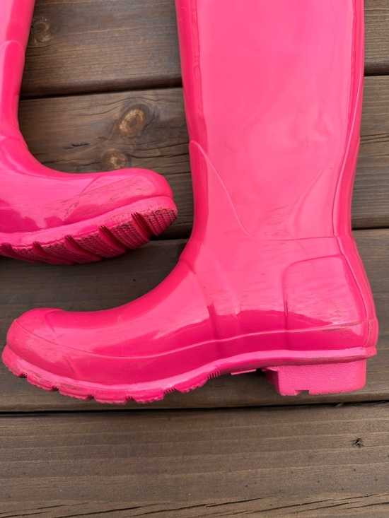 Hunter Glossy Hot Pink Tall Rain Boots - Picture 8 of 12